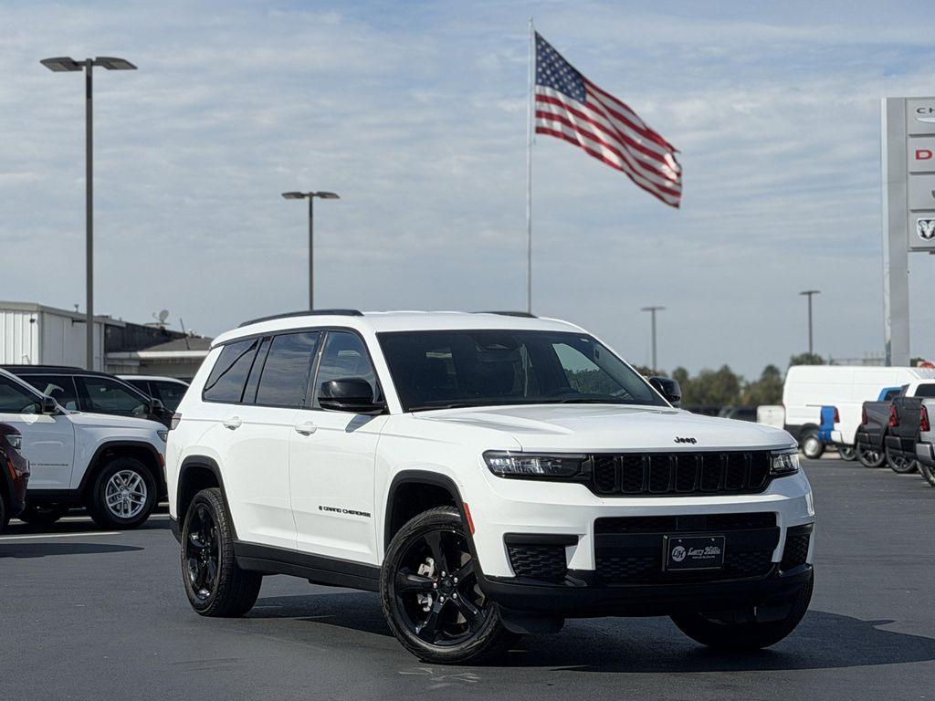 used 2023 Jeep Grand Cherokee L car, priced at $30,980