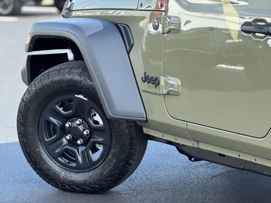new 2025 Jeep Wrangler car, priced at $39,997