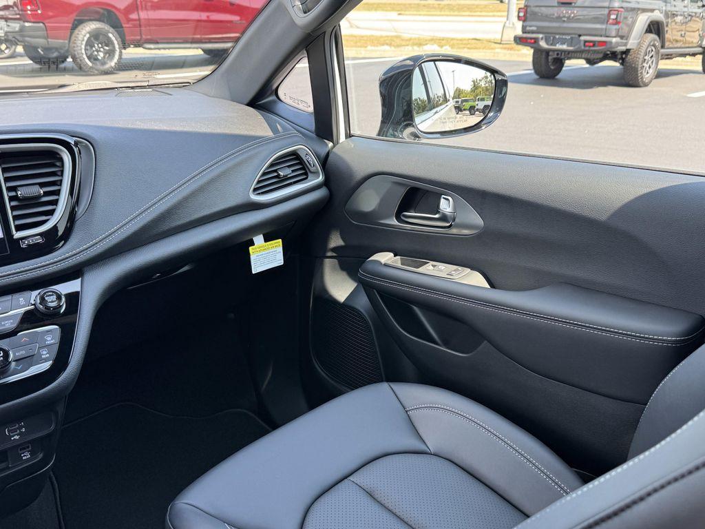 new 2026 Chrysler Pacifica car, priced at $41,080