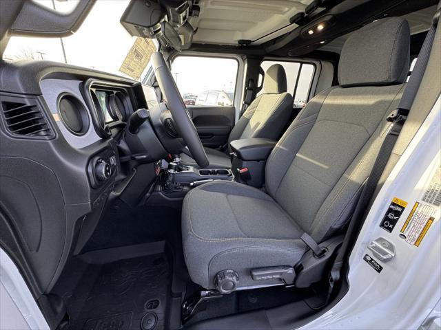 new 2025 Jeep Gladiator car, priced at $51,440