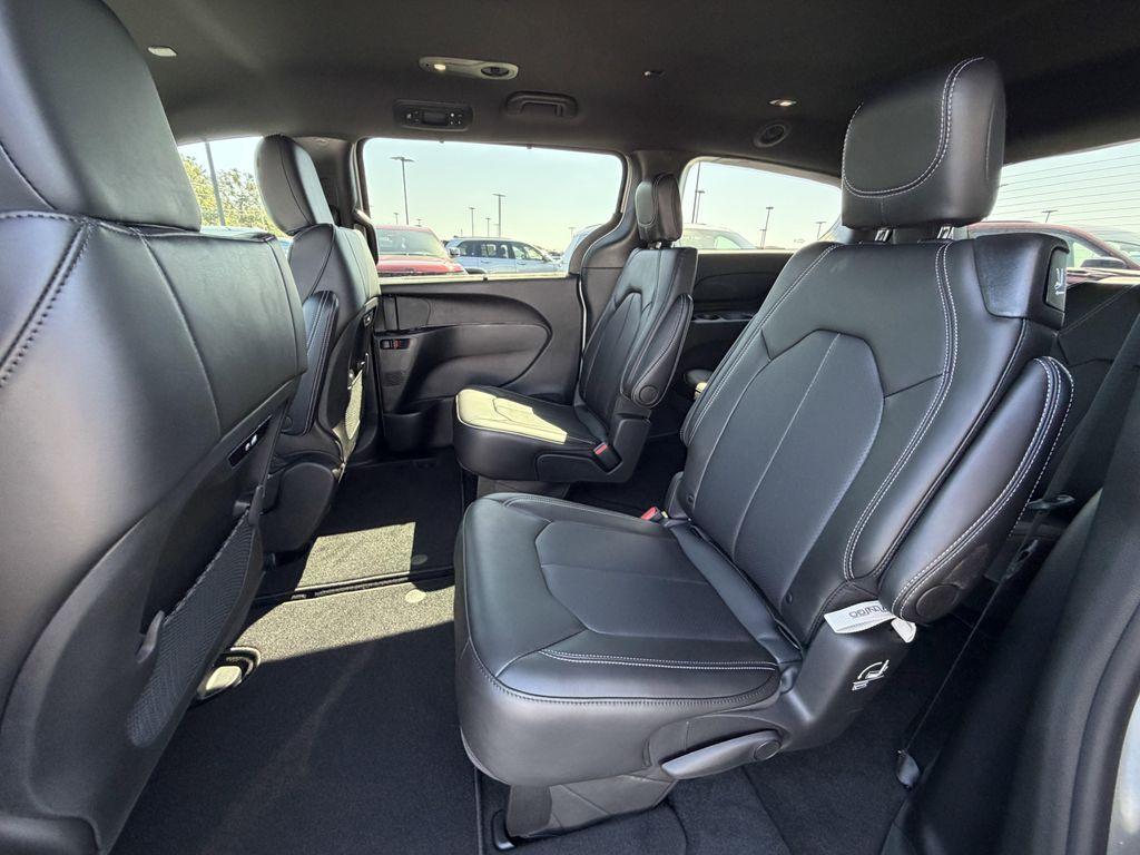 new 2026 Chrysler Pacifica car, priced at $49,085