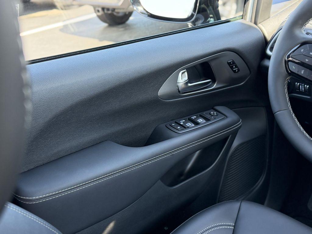 new 2026 Chrysler Pacifica car, priced at $49,085