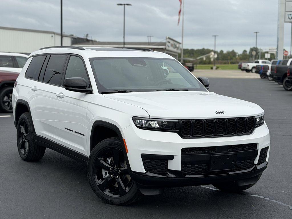 new 2025 Jeep Grand Cherokee L car, priced at $45,532