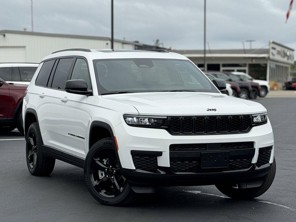 new 2025 Jeep Grand Cherokee L car, priced at $45,532