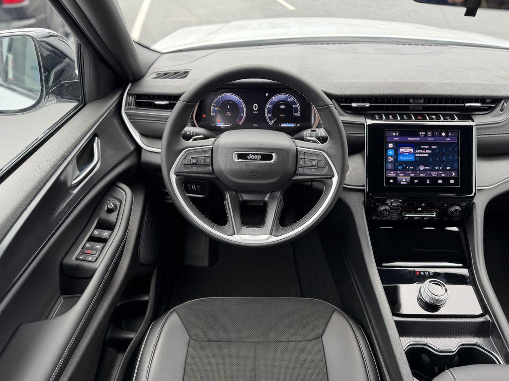 new 2025 Jeep Grand Cherokee L car, priced at $45,532