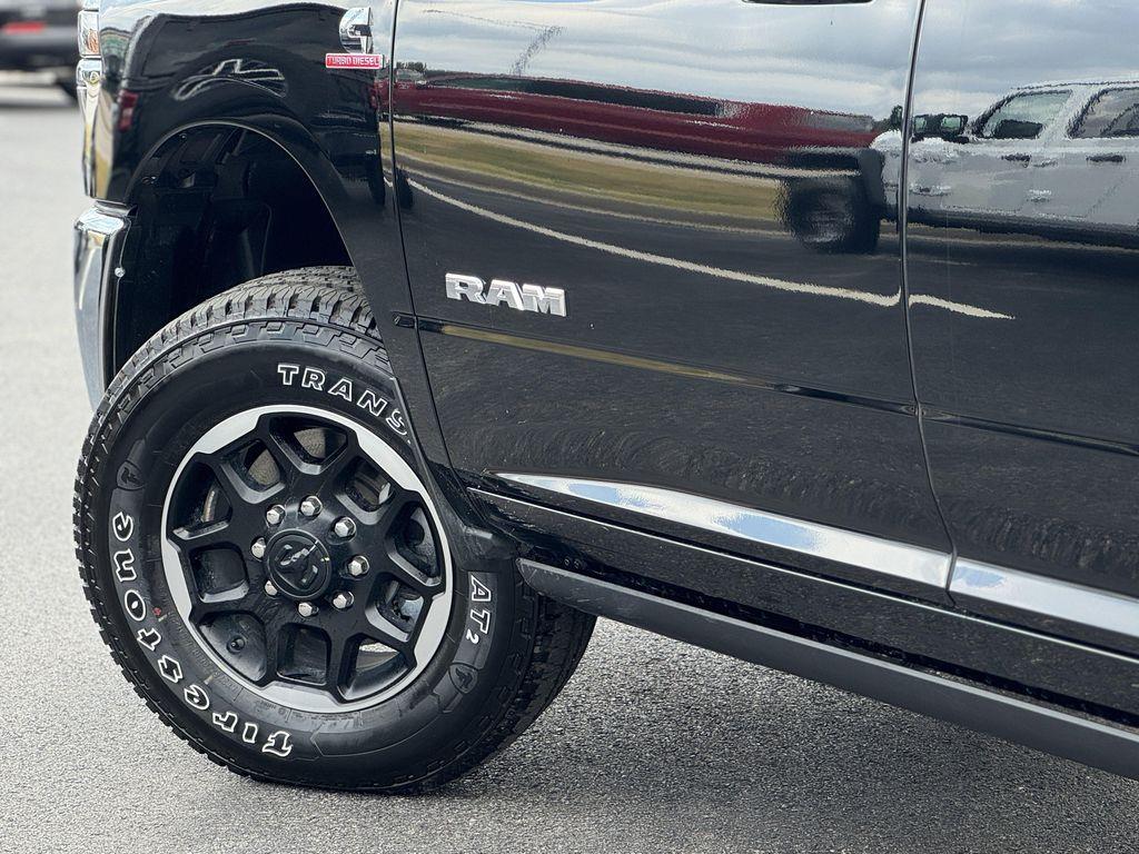 new 2025 Ram 2500 car, priced at $77,404