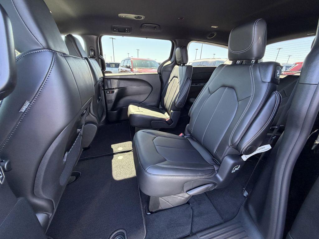 new 2026 Chrysler Pacifica car, priced at $45,127