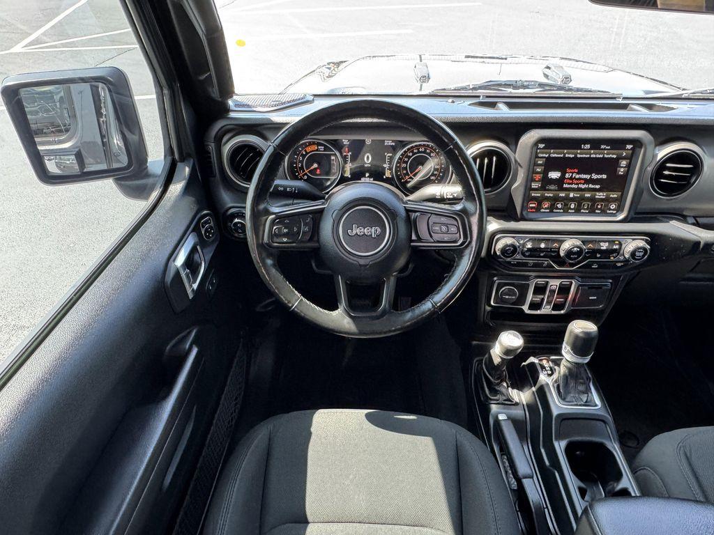 used 2021 Jeep Gladiator car
