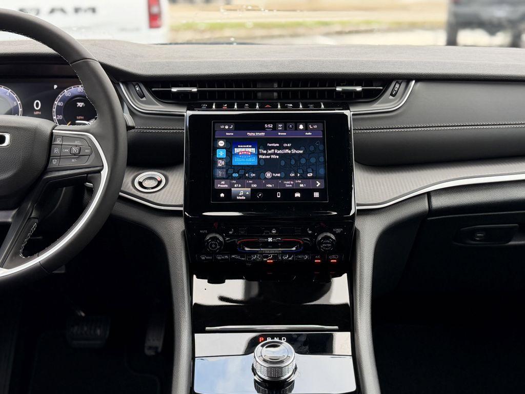 new 2025 Jeep Grand Cherokee L car, priced at $49,018