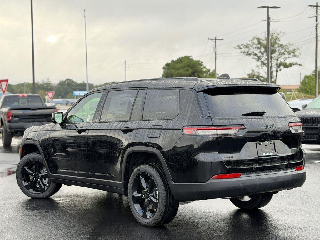new 2025 Jeep Grand Cherokee L car, priced at $49,018