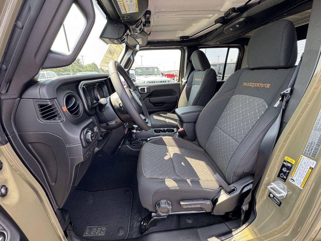 new 2025 Jeep Gladiator car, priced at $55,880
