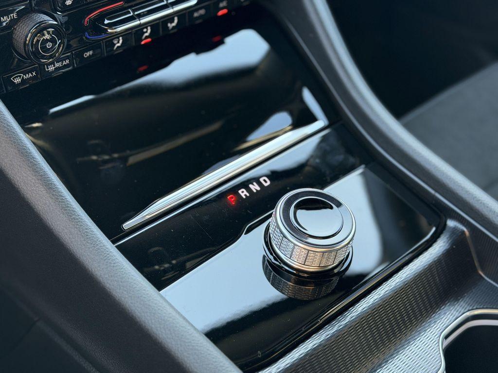 new 2025 Jeep Grand Cherokee L car, priced at $43,568