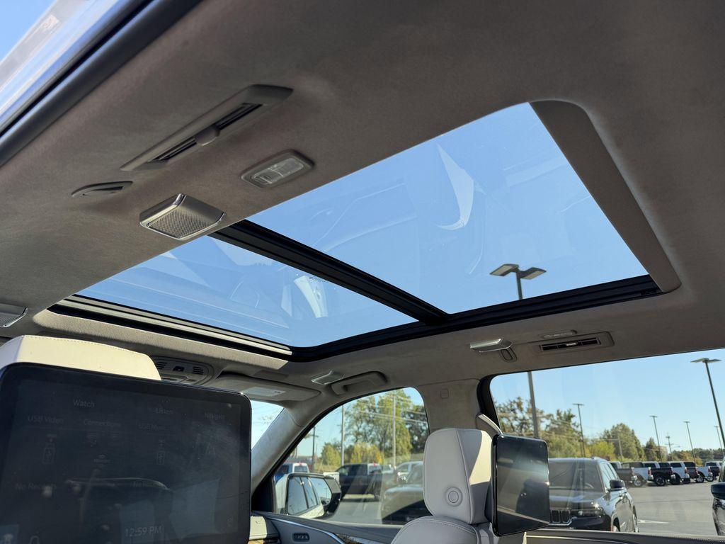 used 2021 Cadillac Escalade ESV car, priced at $58,980