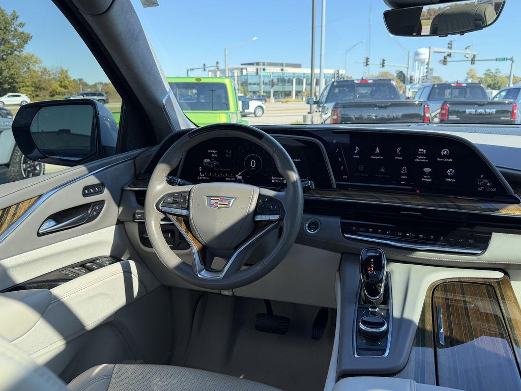 used 2021 Cadillac Escalade ESV car, priced at $58,980