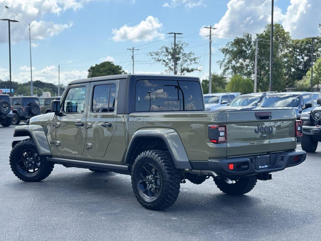 new 2025 Jeep Gladiator car, priced at $46,743