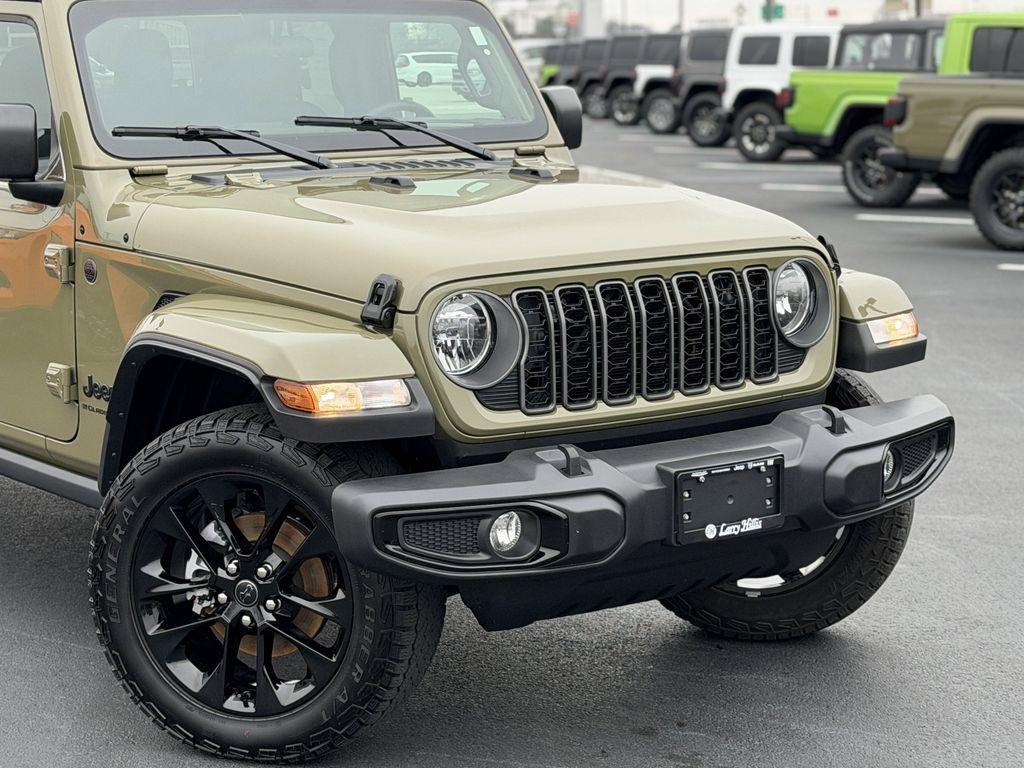 used 2025 Jeep Gladiator car, priced at $39,983