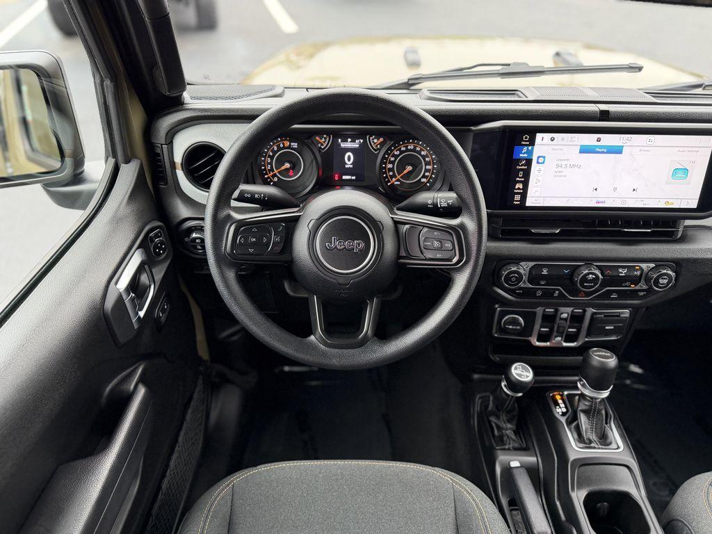 used 2025 Jeep Gladiator car, priced at $39,983