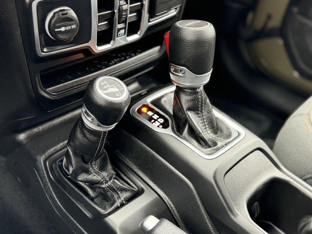 used 2025 Jeep Gladiator car, priced at $39,983