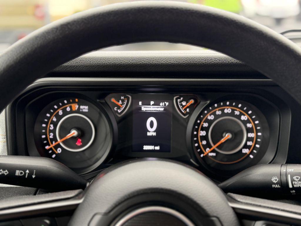 used 2025 Jeep Gladiator car, priced at $39,983