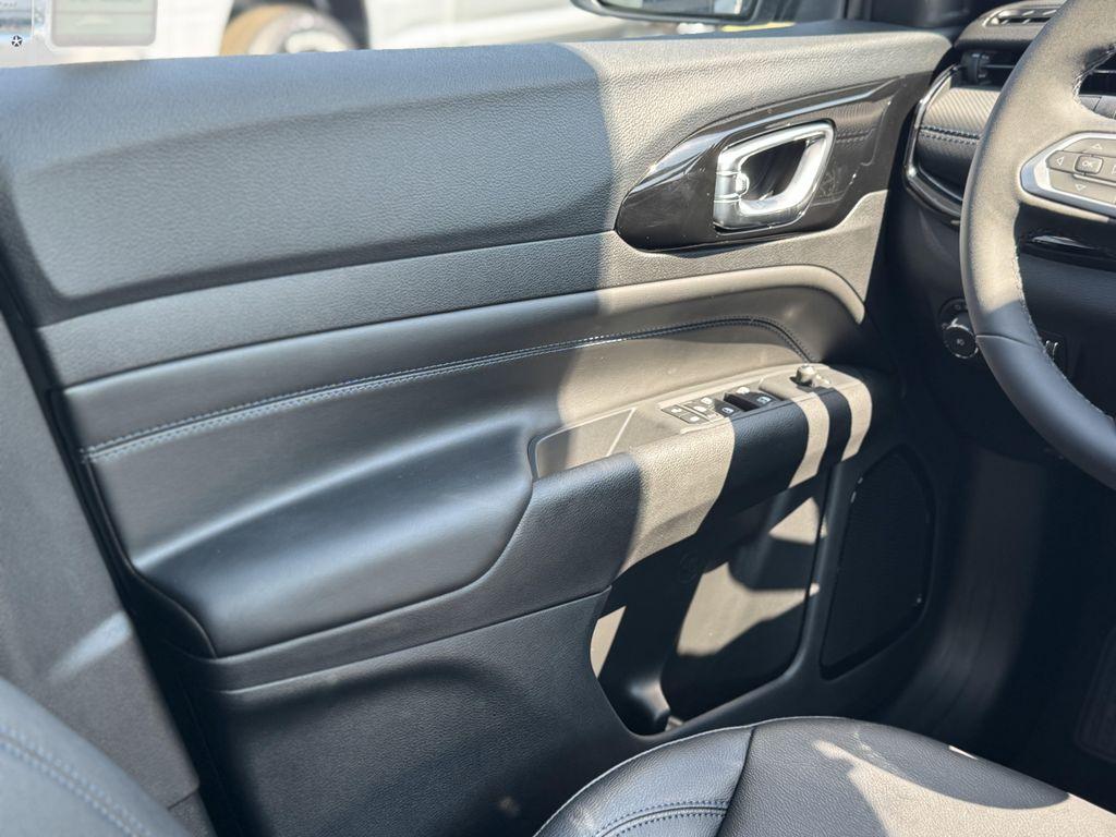 new 2026 Jeep Compass car, priced at $33,160
