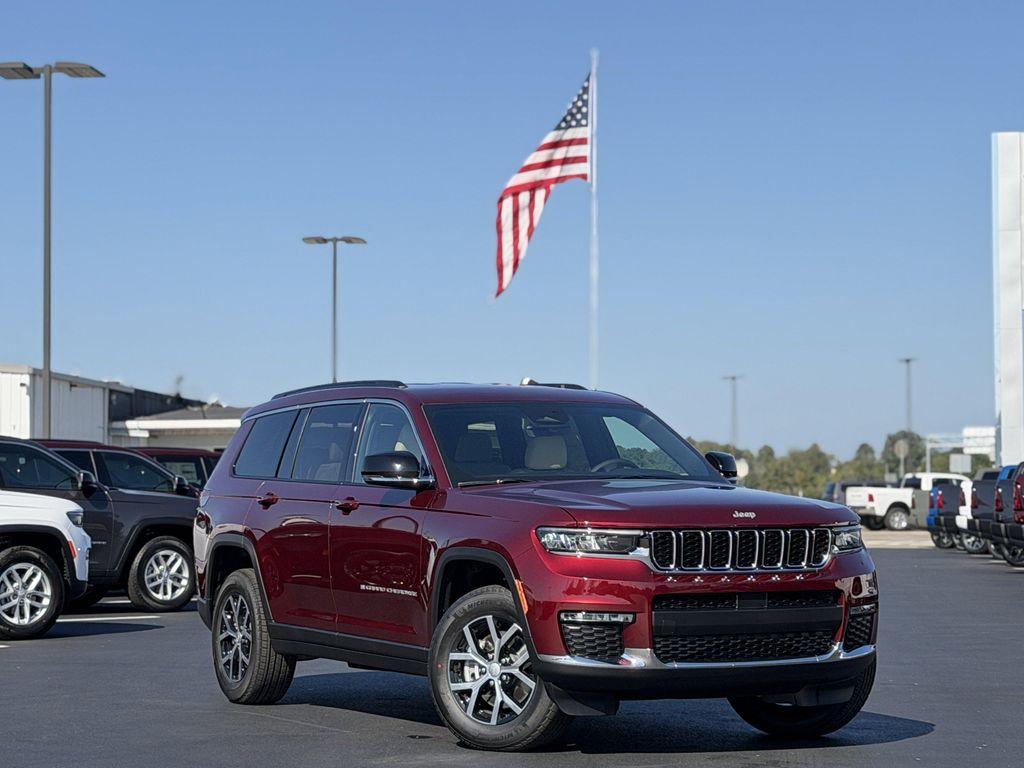 new 2025 Jeep Grand Cherokee L car, priced at $41,747