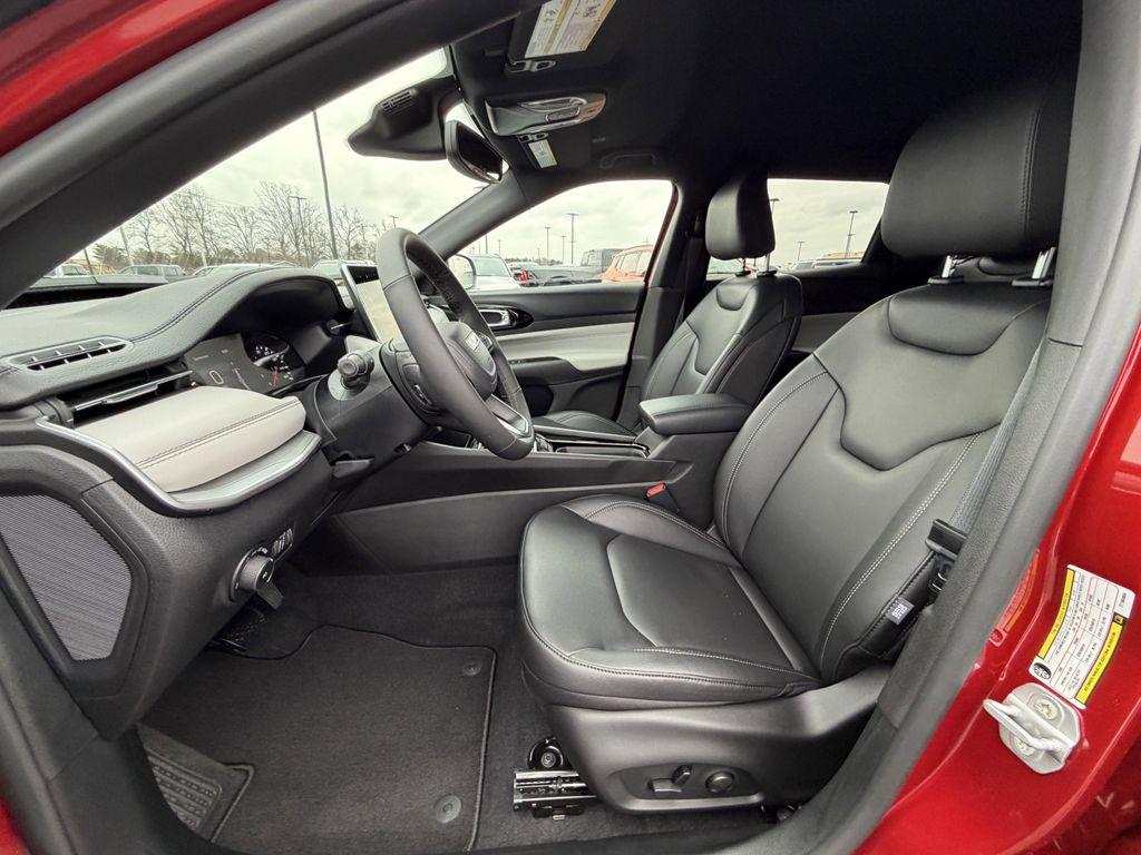 new 2026 Jeep Compass car, priced at $32,610