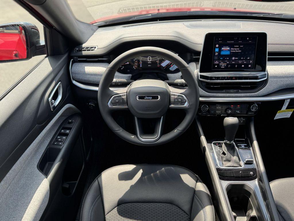 new 2025 Jeep Compass car, priced at $28,897