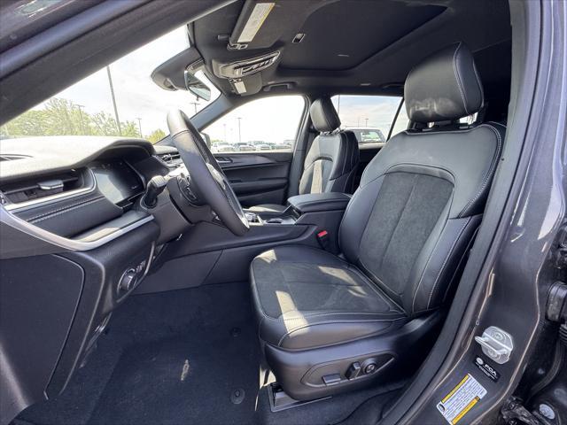 new 2025 Jeep Grand Cherokee L car, priced at $48,730