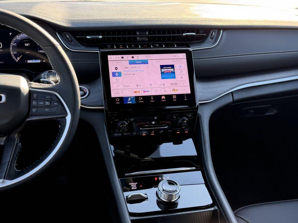 new 2025 Jeep Grand Cherokee L car, priced at $46,354