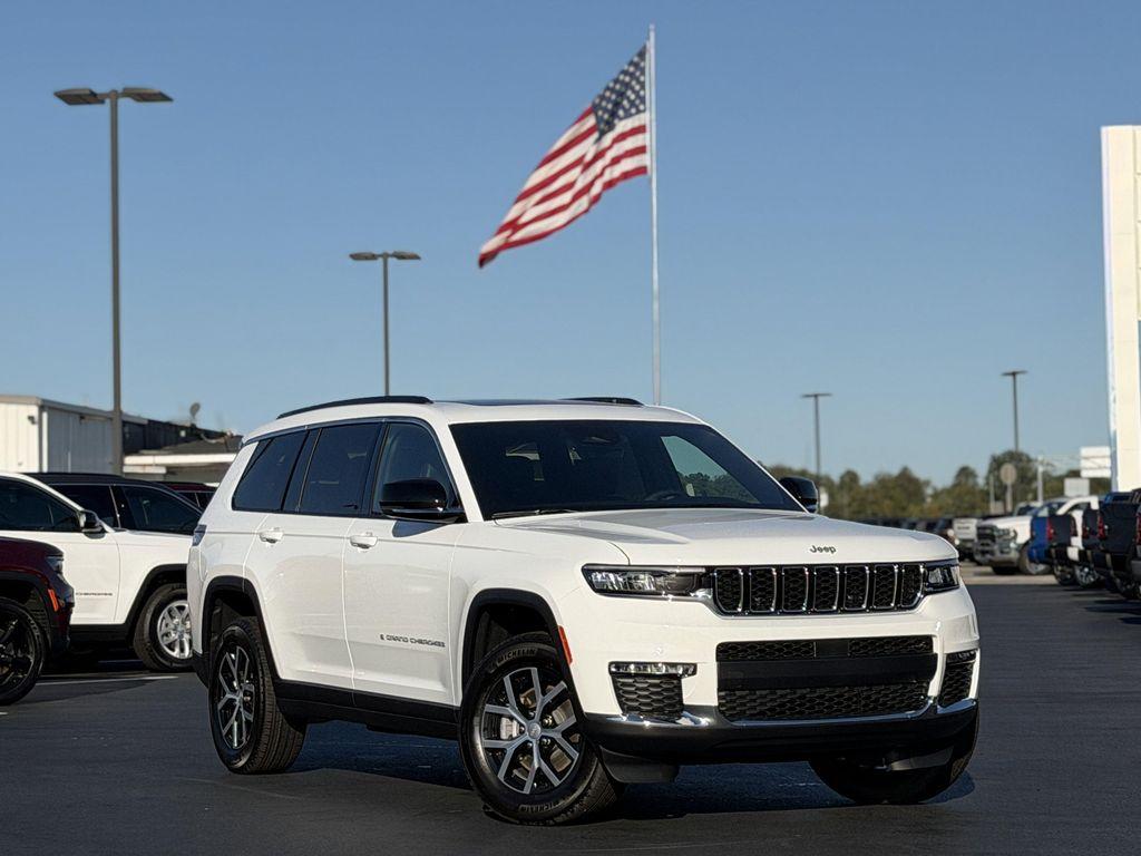 new 2025 Jeep Grand Cherokee L car, priced at $51,515