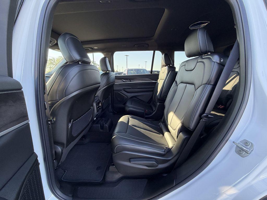 new 2025 Jeep Grand Cherokee L car, priced at $46,354