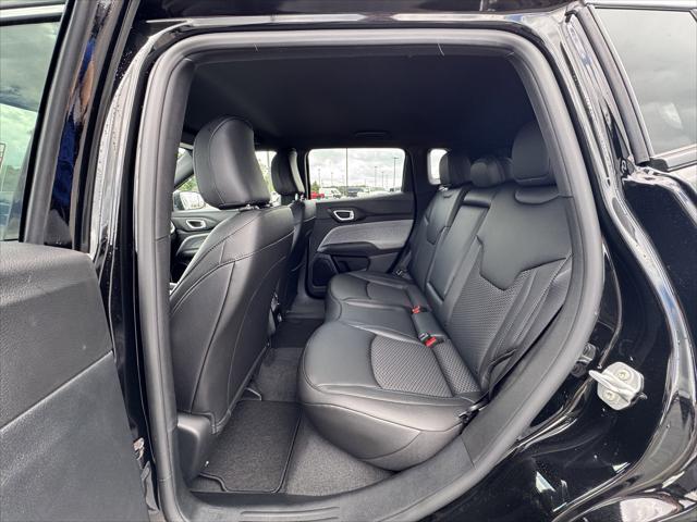 new 2025 Jeep Compass car, priced at $30,760