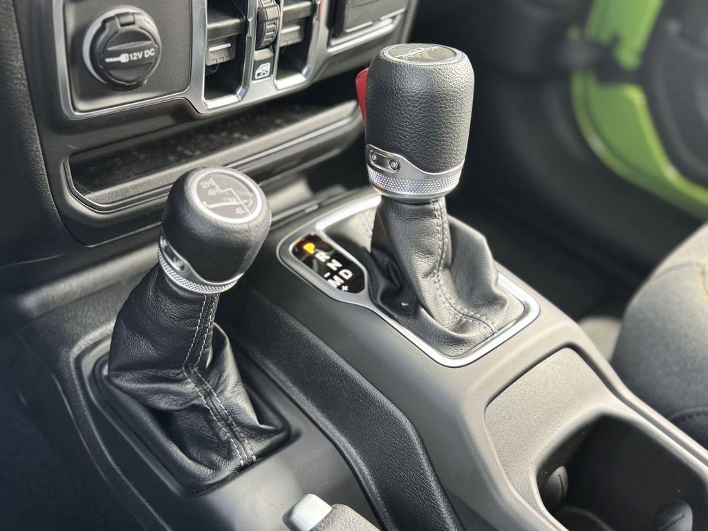 new 2025 Jeep Gladiator car, priced at $47,935