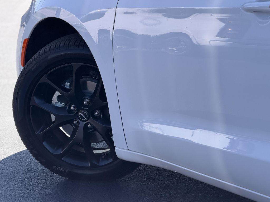 new 2026 Chrysler Pacifica car, priced at $49,379