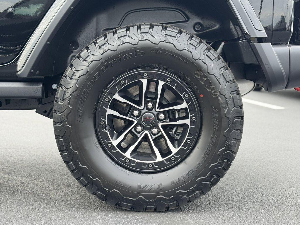 new 2025 Jeep Wrangler car, priced at $64,276