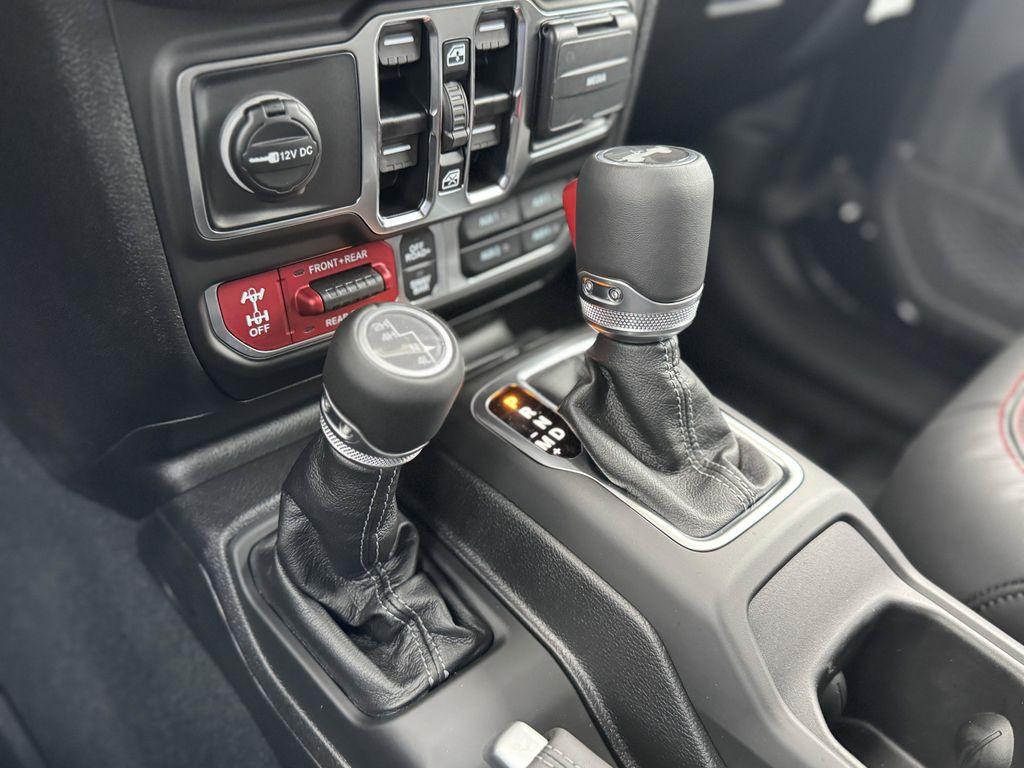 new 2025 Jeep Wrangler car, priced at $64,276
