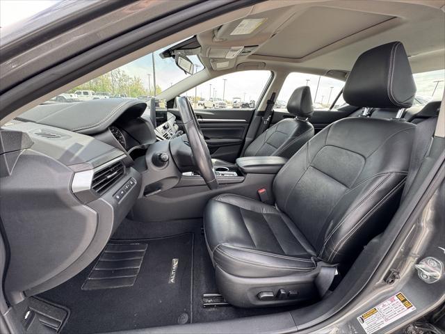 used 2023 Nissan Altima car