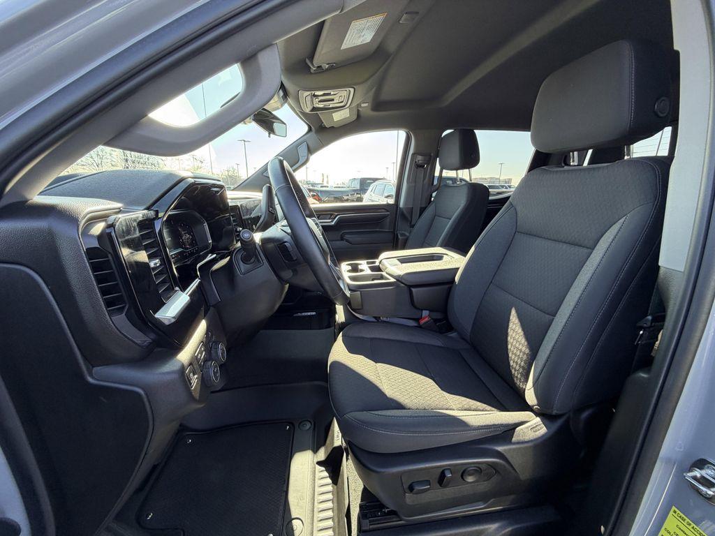 used 2024 Chevrolet Silverado 1500 car, priced at $43,454