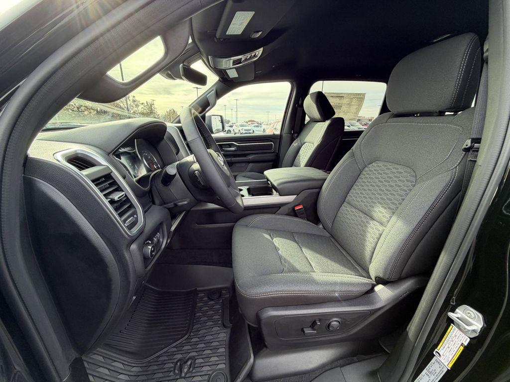 new 2025 Ram 1500 car, priced at $53,584