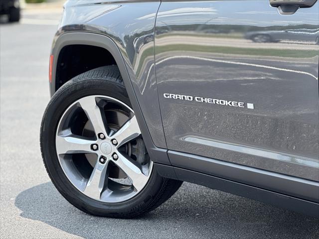 used 2022 Jeep Grand Cherokee L car