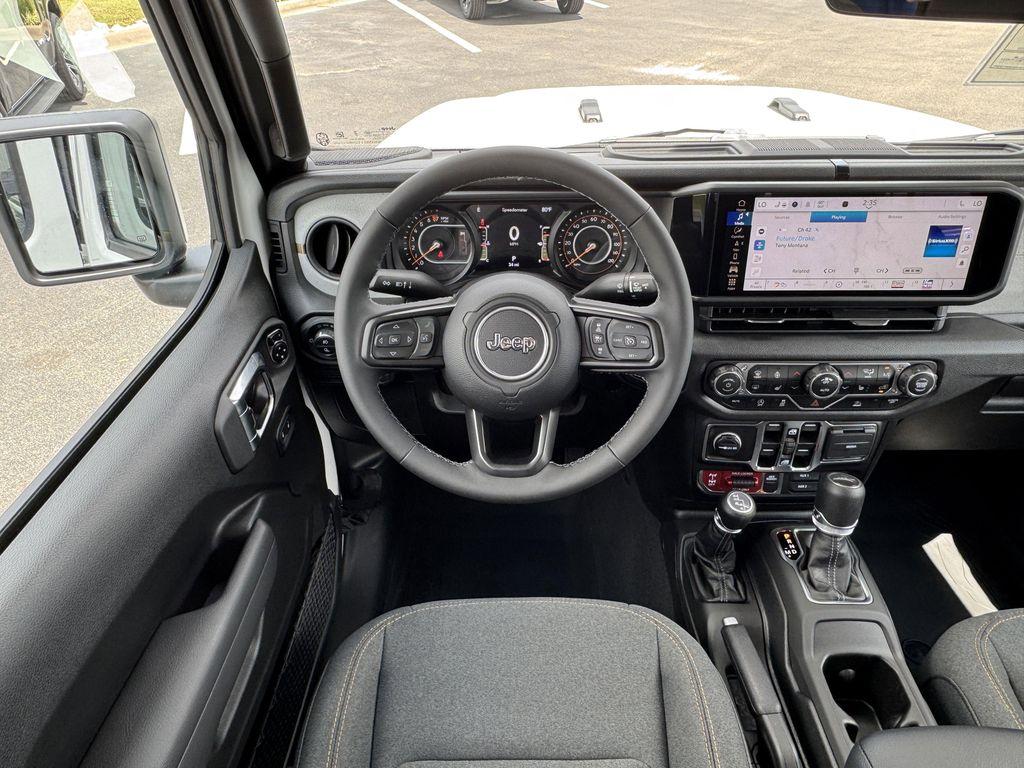 new 2025 Jeep Gladiator car, priced at $47,857