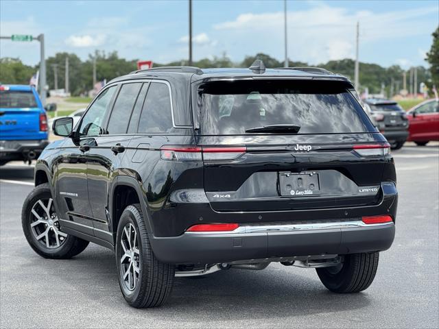 new 2025 Jeep Grand Cherokee car, priced at $42,599