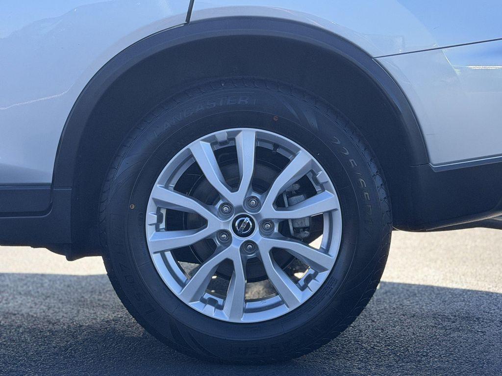 used 2019 Nissan Rogue car, priced at $12,980