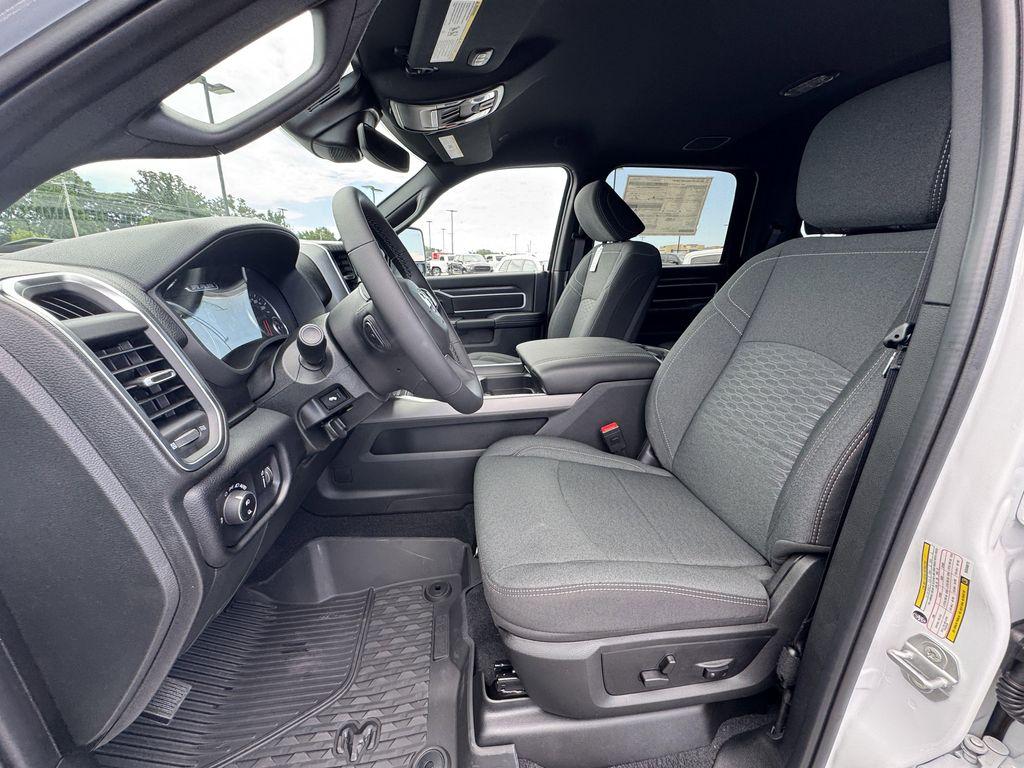 new 2025 Ram 2500 car, priced at $78,115