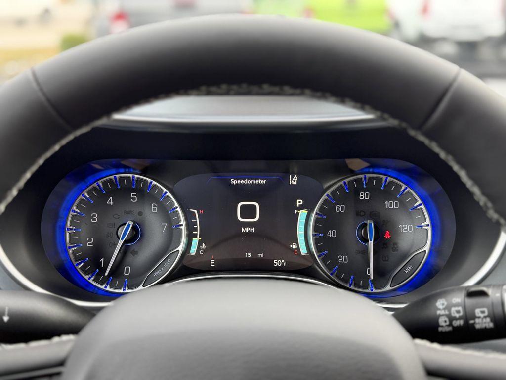 new 2026 Chrysler Pacifica car, priced at $54,477