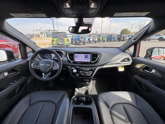 new 2025 Chrysler Pacifica car, priced at $44,640