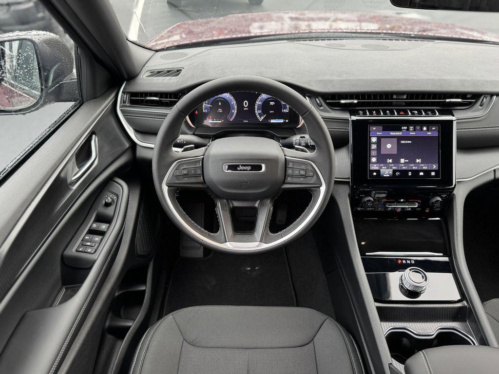 new 2025 Jeep Grand Cherokee L car, priced at $44,125
