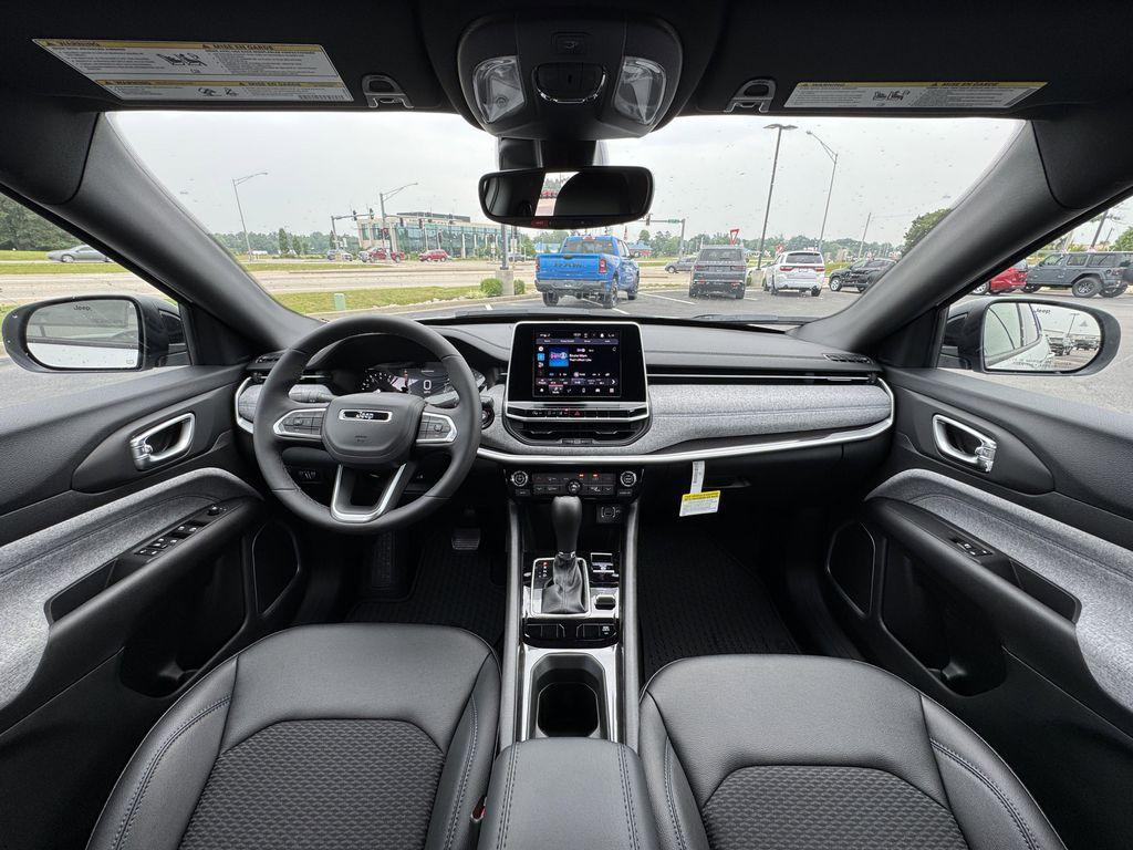 new 2025 Jeep Compass car, priced at $31,065