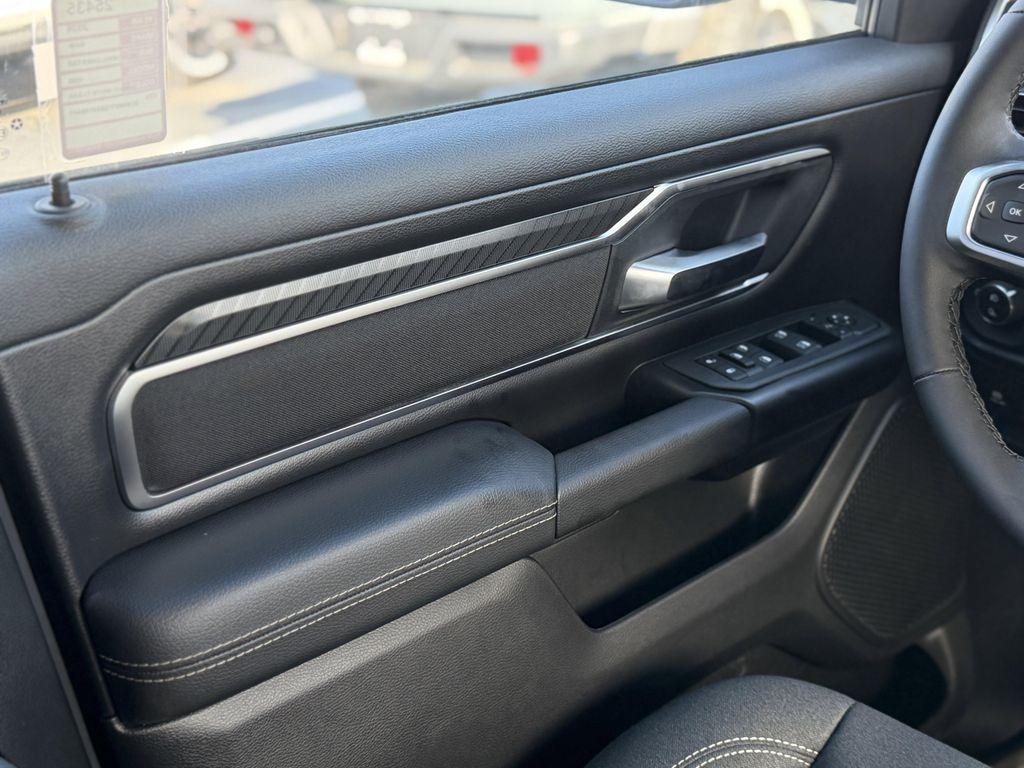new 2025 Ram 1500 car, priced at $59,980