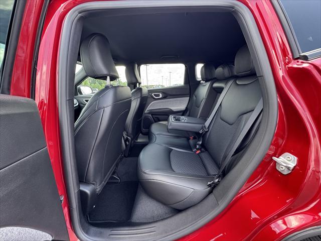 new 2025 Jeep Compass car, priced at $30,760